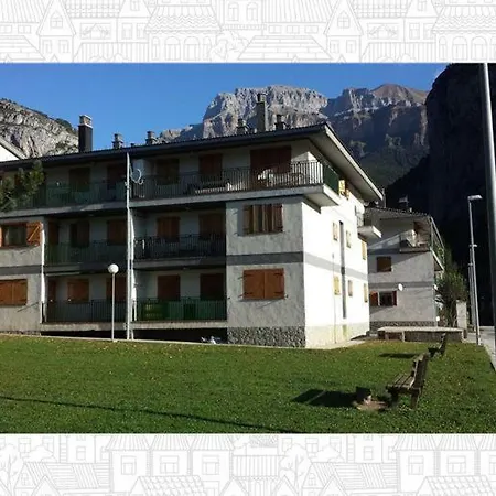 Maladeta Apartament *